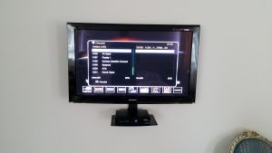 montaż telewizora na ścianie +półka na dekoder_Resized_1